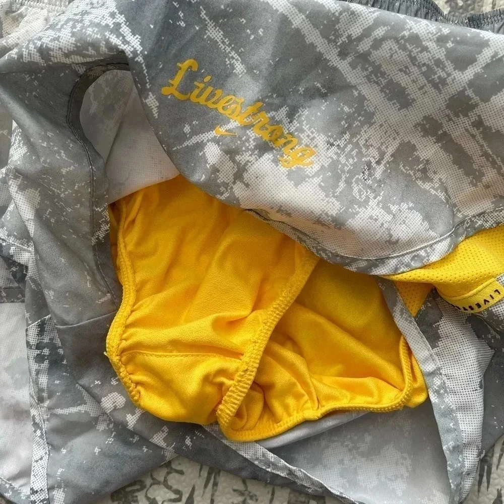 Nike Dri-fit Livestrong underlined‎ 2” shorts